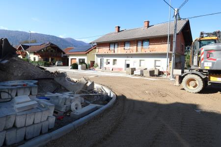 Izgradnja kanalizacije in obnova vodovoda na Dolenjem Jezeru 03 Foto Ljubo Vukelič